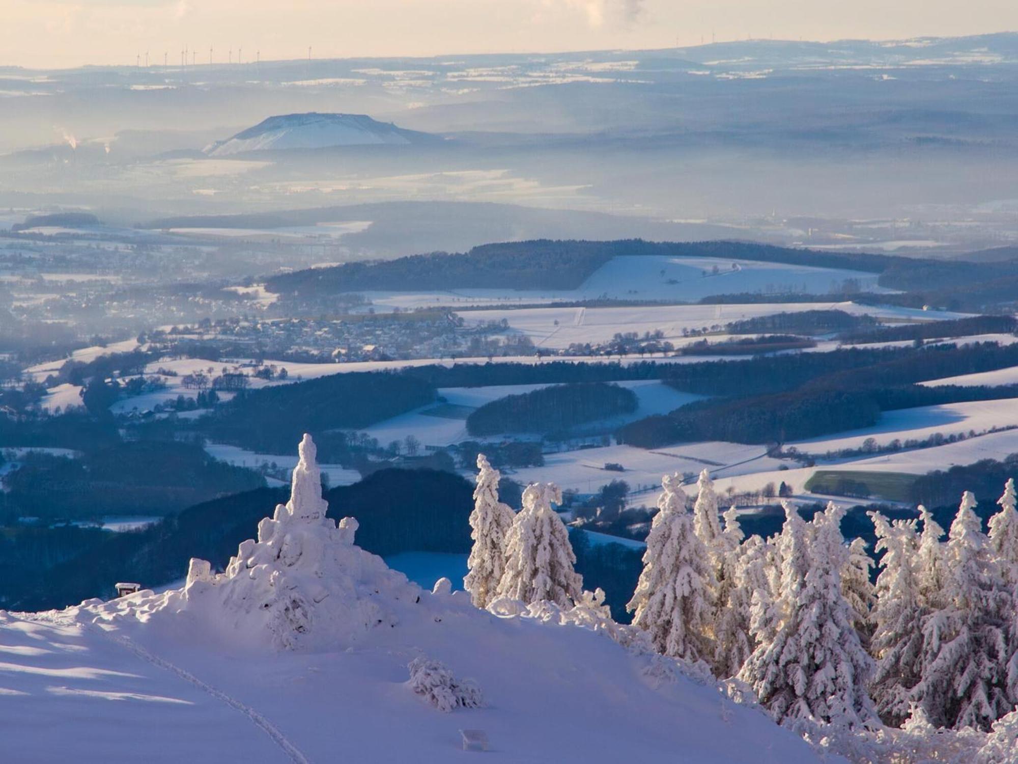 Peterchens Mondfahrt - Wasserkuppe เกอร์สเฟลด์ ภายนอก รูปภาพ
