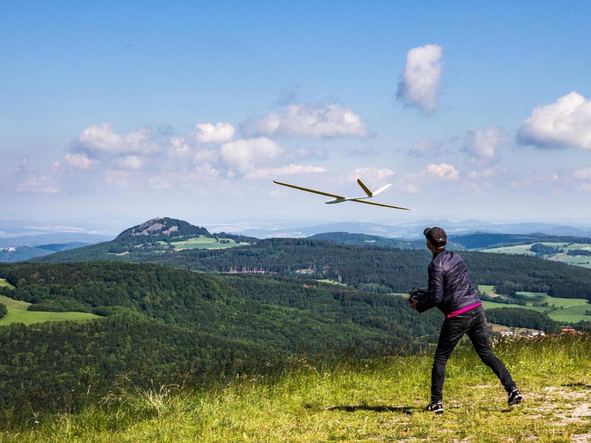 Peterchens Mondfahrt - Wasserkuppe เกอร์สเฟลด์ ภายนอก รูปภาพ